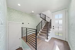 1436 W 24th St, Houston, TX 77008 - Photo 8