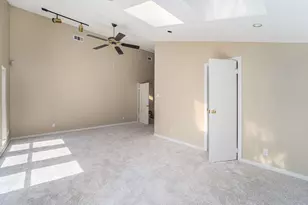 9650 Val Verde St, Houston, TX 77063 - Photo 18