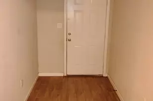 605 E Hunnicutt St, Baytown, TX 77520 - Photo 16