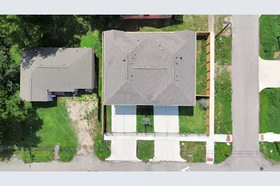 8406 Parnell Street #A/B, Houston, TX 77051 - Photo 4