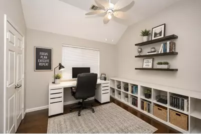 3907 Tigris Ridge Drive, Katy, TX 77449 - Photo 14
