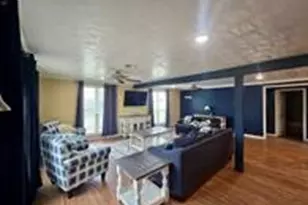 1106 Canal W, Crystal Beach, TX 77650 - Photo 4