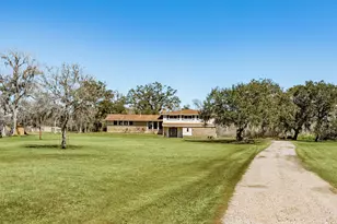 504 W Hwy 332 W, Lake Jackson, TX 77566 - Photo 12