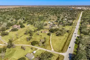 504 W Hwy 332 W, Lake Jackson, TX 77566 - Photo 8