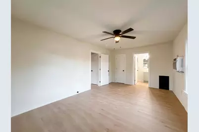 705 Texas Avenue #A, Pasadena, TX 77506 - Photo 4