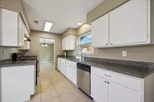 16819 Quail Crest Ct, Houston, TX 77489 - Photo 8