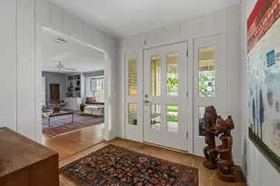 11902 Laurie Ln, Houston, TX 77024 - Photo 2
