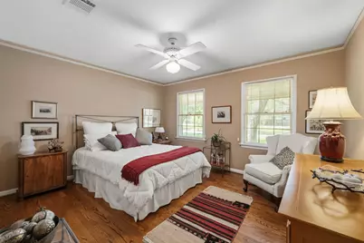 11902 Laurie Lane, Houston, TX 77024 - Photo 18