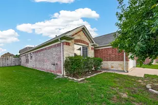 3011 Currier Ct, Rosenberg, TX 77471 - Photo 2