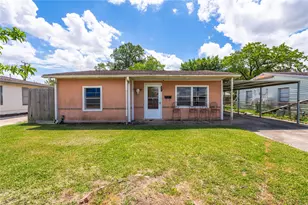 718 E Belmont St, Pasadena, TX 77506 - Photo 1