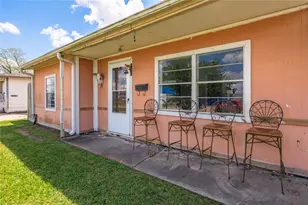718 E Belmont St, Pasadena, TX 77506 - Photo 2