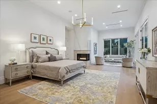 11607 Shady Grove Ln, Houston, TX 77024 - Photo 16