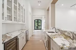 11607 Shady Grove Ln, Houston, TX 77024 - Photo 28