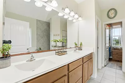 11915 Champions Gate Drive, Mont Belvieu, TX 77535 - Photo 14