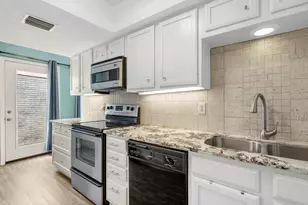 8327 Silvan Wind Ln, Houston, TX 77040 - Photo 10
