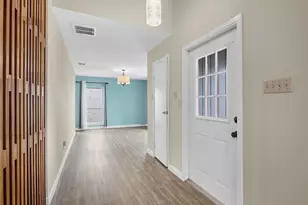8327 Silvan Wind Ln, Houston, TX 77040 - Photo 4
