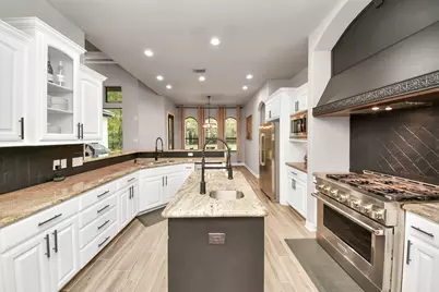 18785 E Cool Breeze Lane, Montgomery, TX 77356 - Photo 20