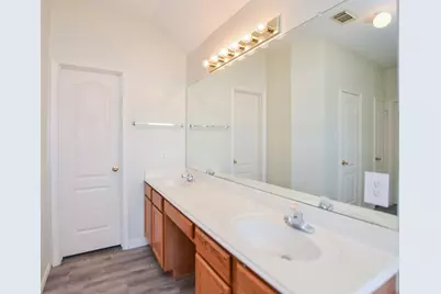 21210 Woodland Green Drive, Katy, TX 77449 - Photo 30