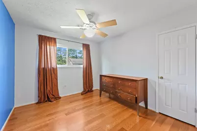 4704 Gulfway Drive, Baytown, TX 77521 - Photo 10