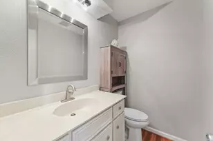 4704 Gulfway Dr, Baytown, TX 77521 - Photo 6