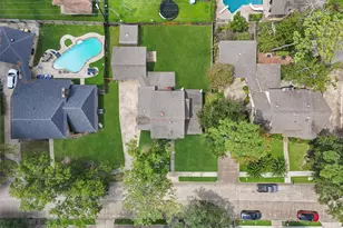 4704 Gulfway Dr, Baytown, TX 77521 - Photo 32