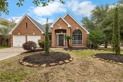 14023 Grand Heights Court, Houston, TX 77062 - Photo 6