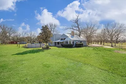 1203 Half Moon Drive, Wharton, TX 77488 - Photo 32