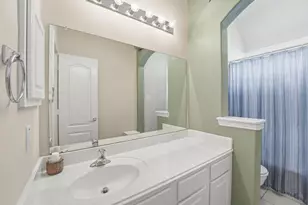 2514 Brittany Lakes Dr, League City, TX 77573 - Photo 20