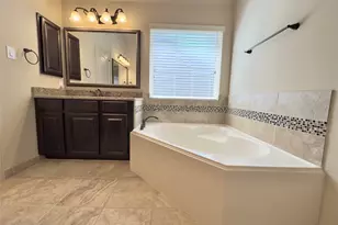 179 Hearthshire Cir, The Woodlands, TX 77354 - Photo 28