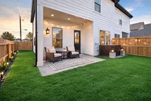 5922 Cebra St, Houston, TX 77091 - Photo 2