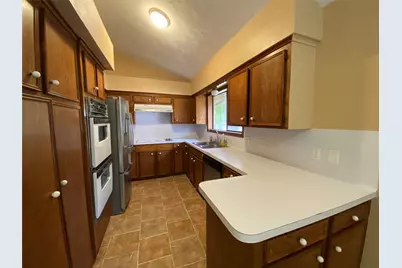 24600 Darkwood Court, Huntsville, TX 77320 - Photo 10