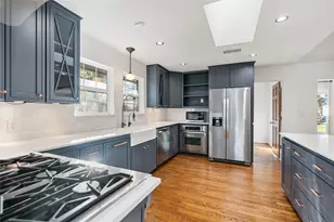 3625 Ascot Ln, Houston, TX 77092 - Photo 14