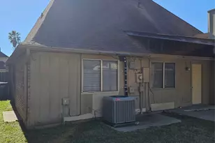 1538 Ridgebriar Dr, Houston, TX 77014 - Photo 4