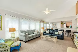 13711 Pirates Beach Blvd, Galveston, TX 77554 - Photo 10