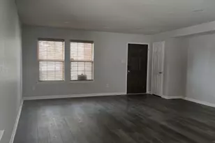 15618 Sweet Maple Ct, Houston, TX 77049 - Photo 2