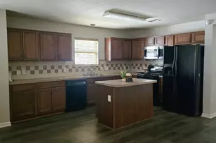 15618 Sweet Maple Ct, Houston, TX 77049 - Photo 4