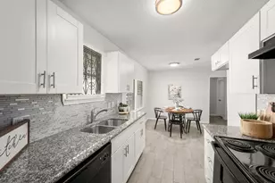 5219 Myrtlewood St, Houston, TX 77033 - Photo 18