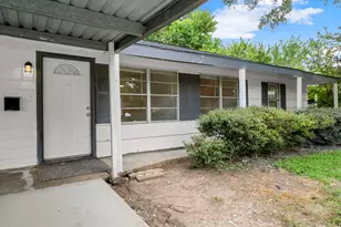 5219 Myrtlewood St, Houston, TX 77033 - Photo 36