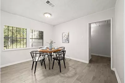 5219 Myrtlewood Street, Houston, TX 77033 - Photo 12