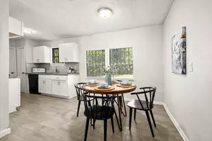 5219 Myrtlewood St, Houston, TX 77033 - Photo 14