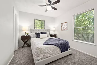 5219 Myrtlewood Street, Houston, TX 77033 - Photo 20