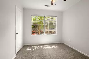 5219 Myrtlewood St, Houston, TX 77033 - Photo 28