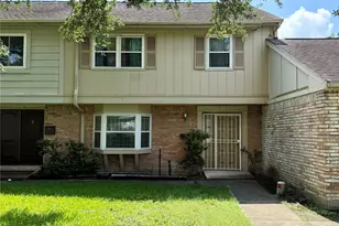 6451 Creekbend Dr, Houston, TX 77096 - Photo 2