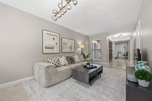 619 Rancho Bauer Dr, Houston, TX 77079 - Photo 2