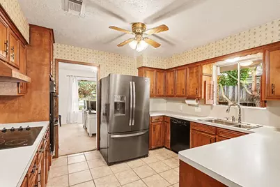 631 Bayview Drive, El Lago, TX 77586 - Photo 8