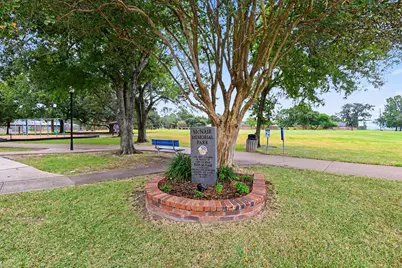 631 Bayview Drive, El Lago, TX 77586 - Photo 32