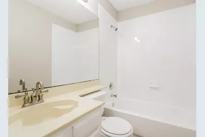 19523 Elmtree Estates Drive, Katy, TX 77449 - Photo 14