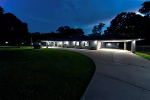 4710 Sylvia Ln, Manvel, TX 77578 - Photo 1