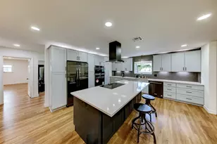 4710 Sylvia Ln, Manvel, TX 77578 - Photo 12