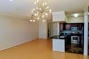 7575 Kirby Dr, Houston, TX 77030 - Photo 2